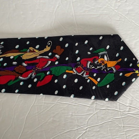 Looney Tunes Mania By Warner Bros.  Christmas tie NWT - Picture 11 of 13